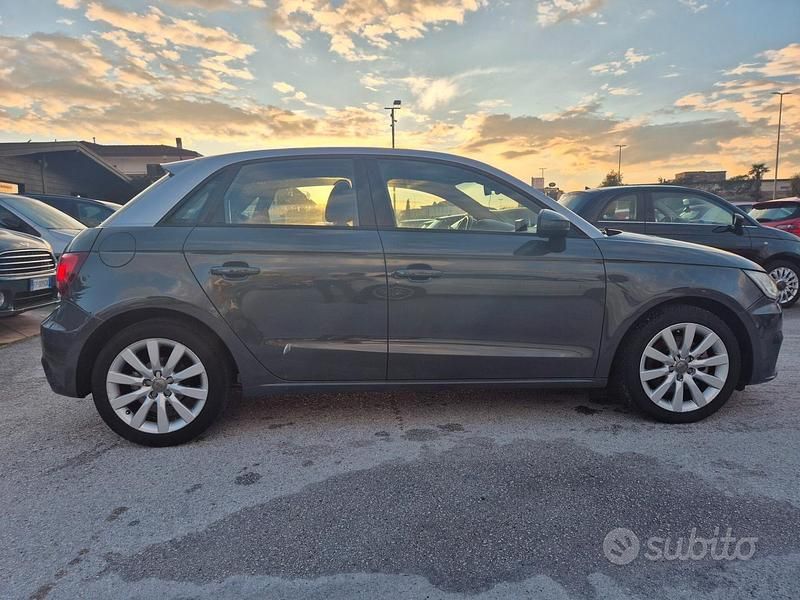 Usata Audi A1 116 CV (85 kW) 2016 Grigio Utilitaria