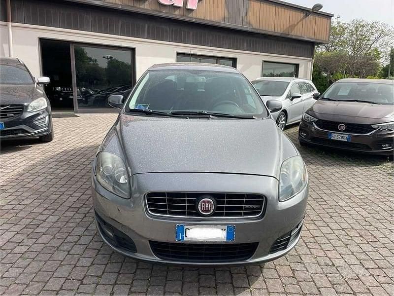 Usata Fiat Croma Emotion 120 CV (88 kW) 2008 Grigio Station wagon