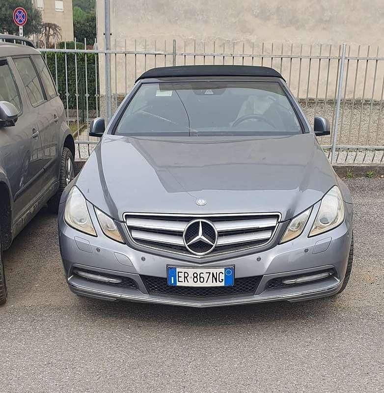 Usata Mercedes E200 Avantgarde 184 CV (135 kW) 2013 Argento Cabrio