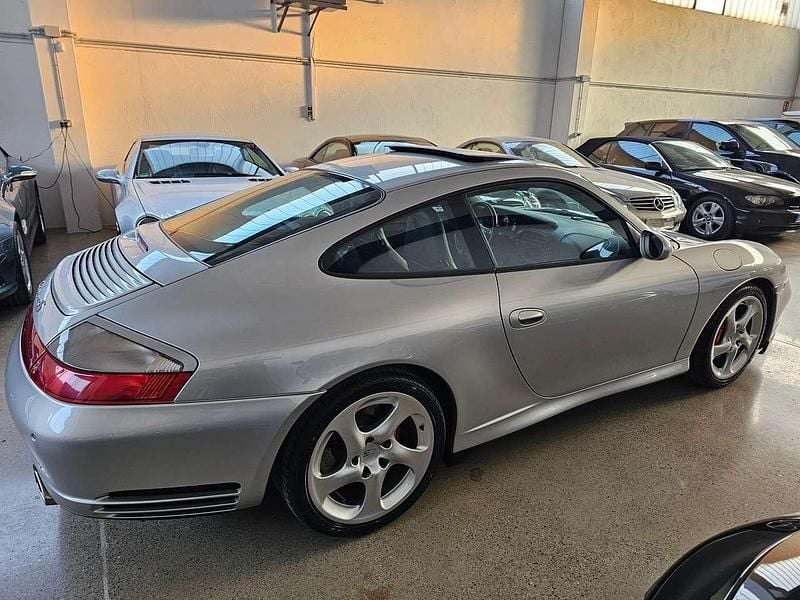 Usata Porsche 911 Carrera 4S 320 CV (235 kW) 2002 Argento Coupé