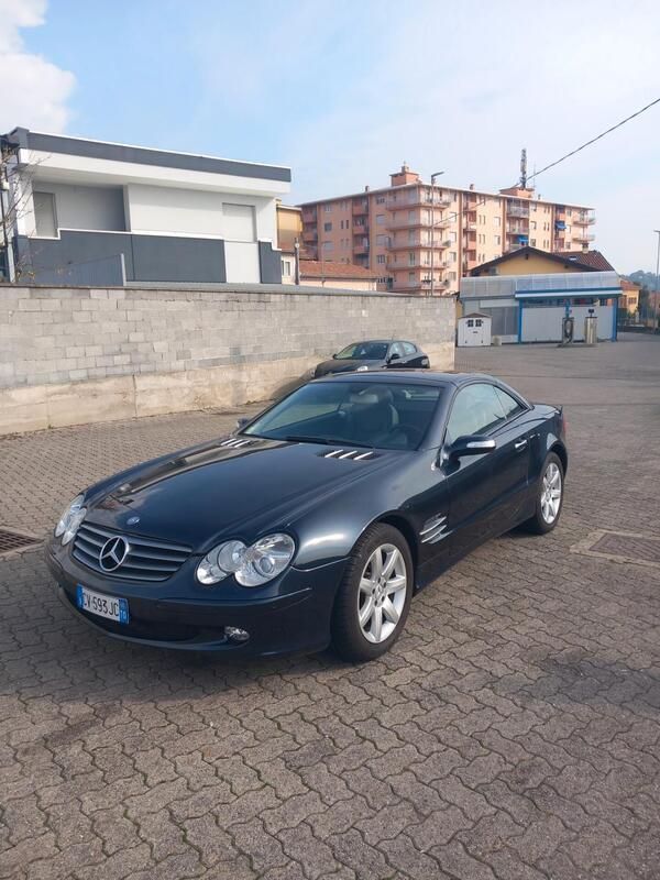 Usata Mercedes SL350 305 CV (224 kW) 2005 Blu Cabrio