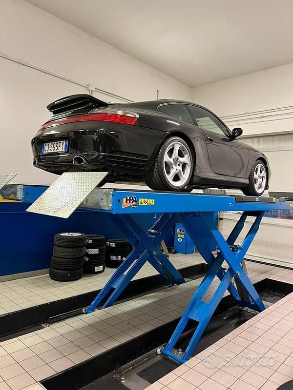 Usata Porsche 911 Carrera 2023 Nero Coupé