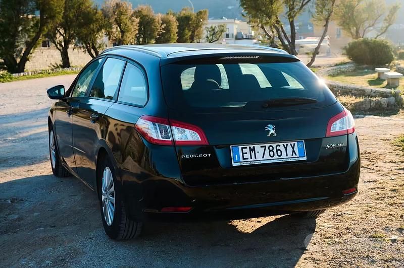 Usata Peugeot 508 112 CV (82 kW) 2012 Nero Station wagon