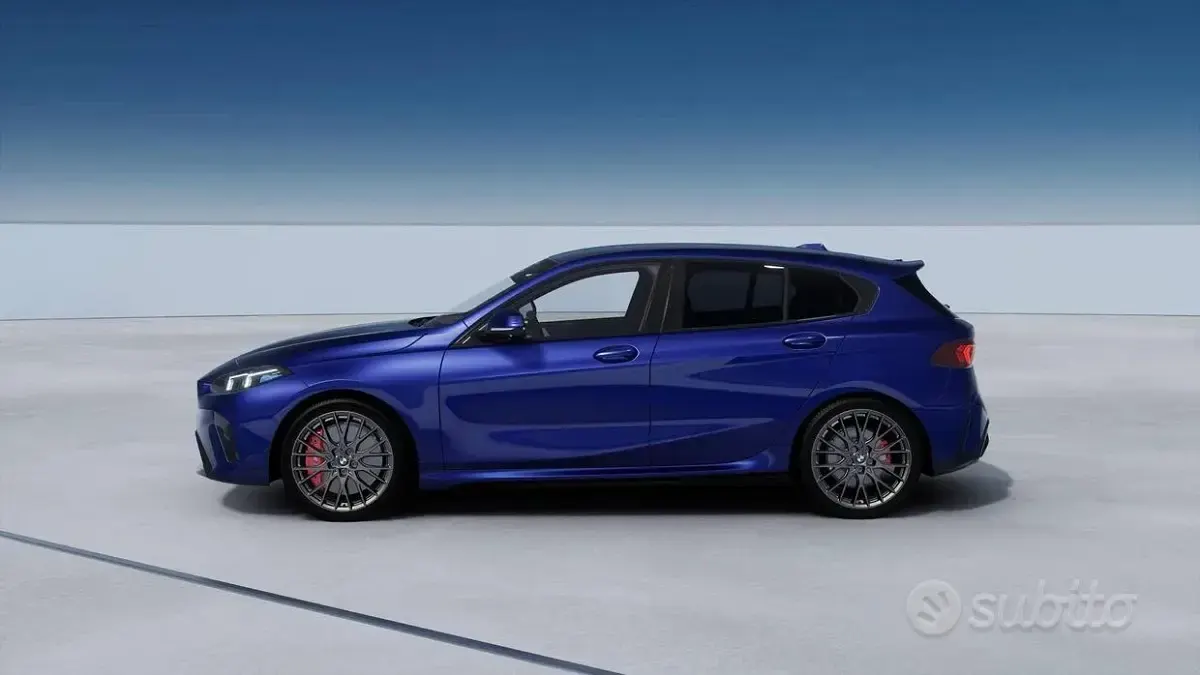 Nuova BMW 118 M Sport 150 CV (110 kW) 2026 Bluazzurro Utilitaria