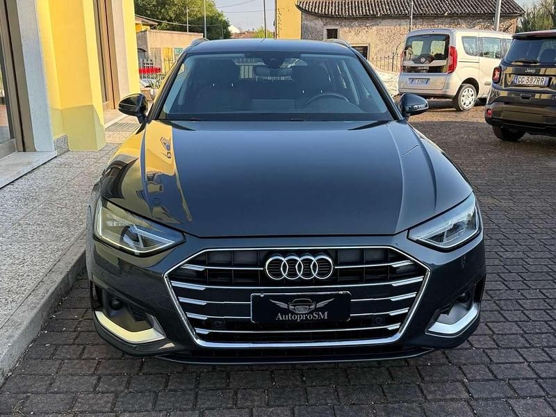 Usata Audi A4 Sport 163 CV (119 kW) 2022 Grigio Station wagon