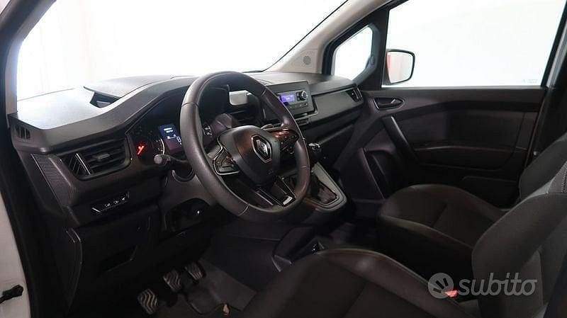 Usata Renault Kangoo 116 CV (85 kW) 2023 Bianco Monovolume