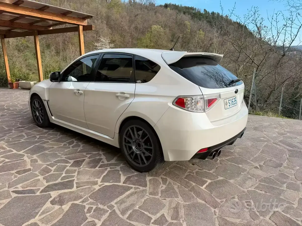 Usata Subaru Impreza 300 CV (220 kW) 2010 Berlina