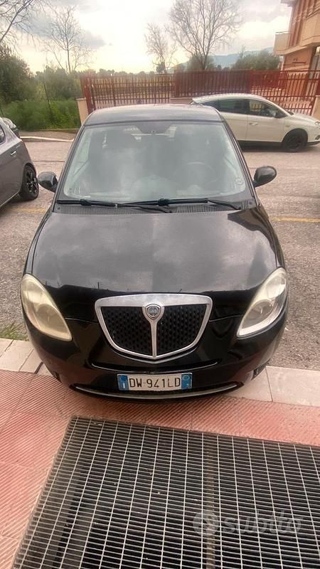 Usata Lancia Ypsilon 77 CV (56 kW) 2009 Utilitaria
