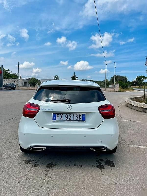 Usata Mercedes A200 Premium 136 CV (100 kW) 2017 Bianco Berlina