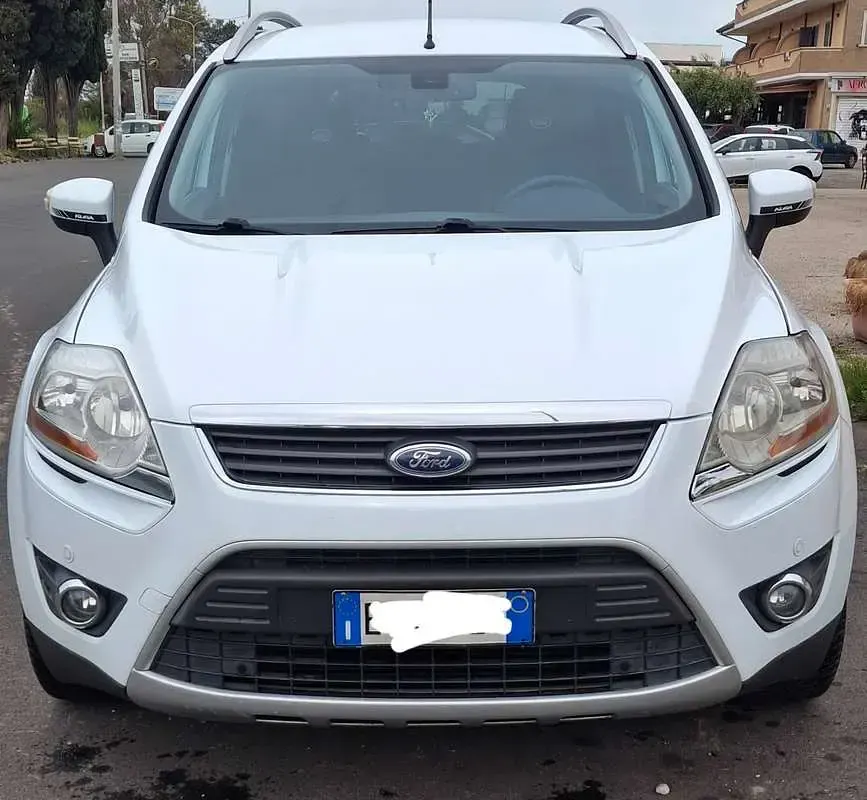 Usata Ford Kuga Titanium 140 CV (102 kW) 2010 Bianco SUV