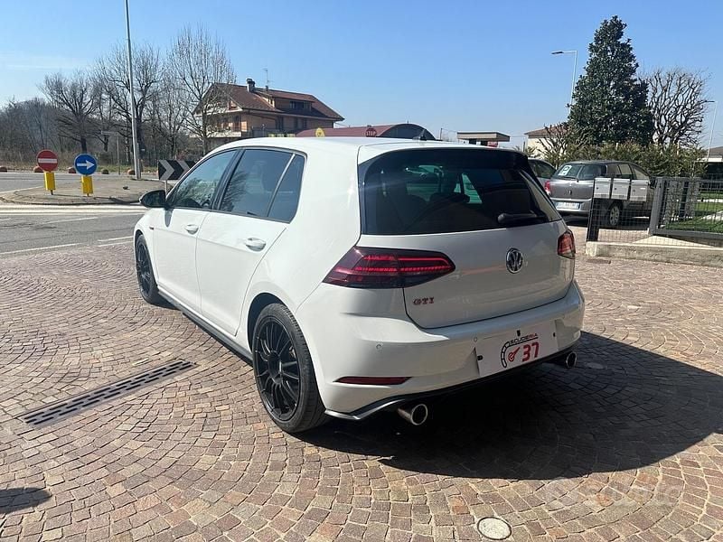 Usata VW Golf VII GTI 245 CV (180 kW) 2020 Bianco Berlina