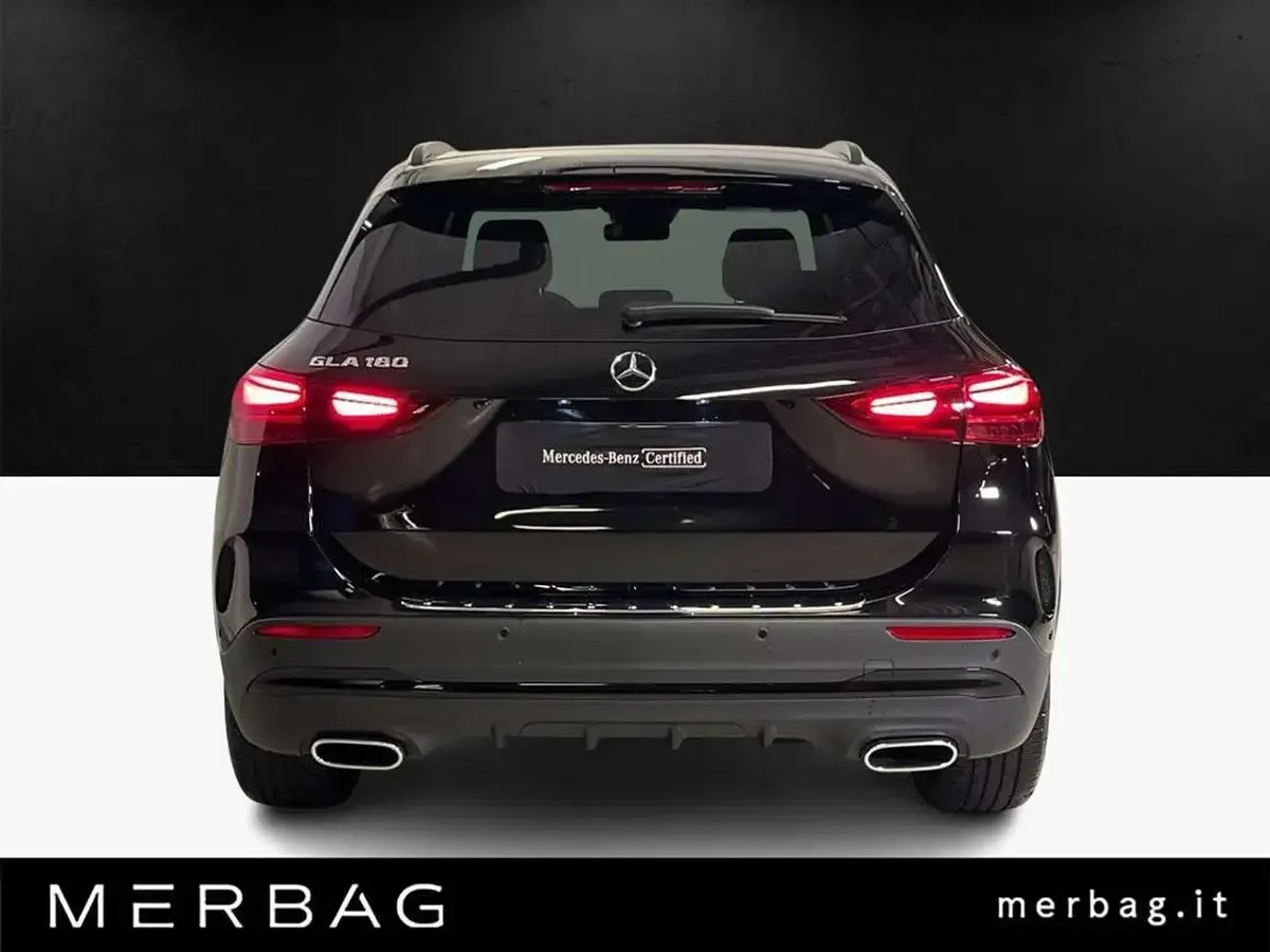 Usata Mercedes GLA180 AMG line 136 CV (100 kW) 2025 Nero SUV