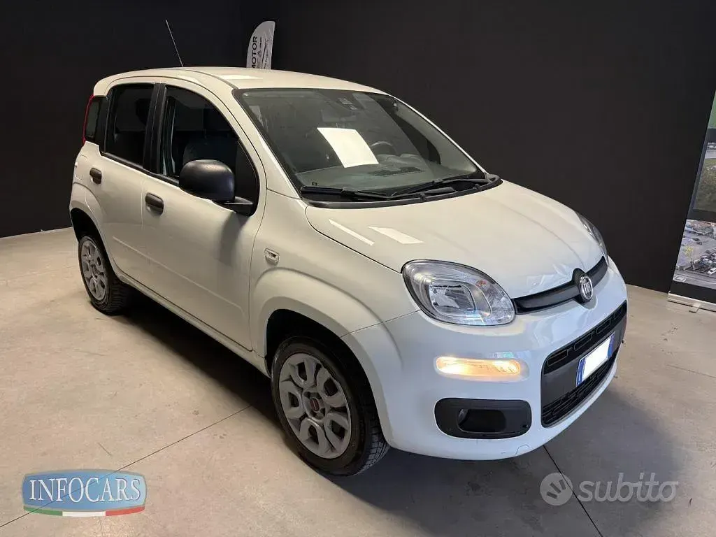 Usata Fiat Panda Easy 84 CV (61 kW) 2018 Utilitaria