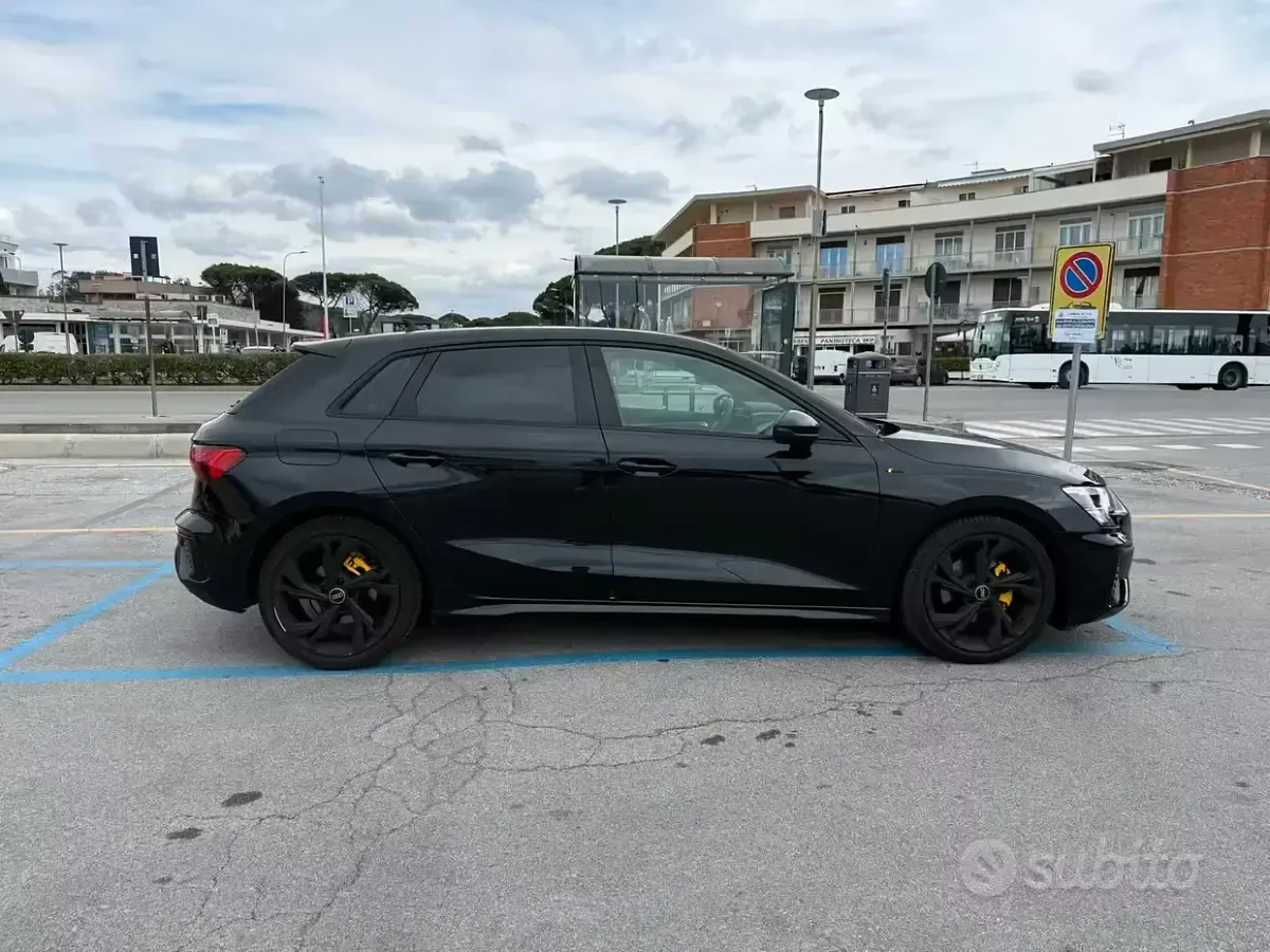 Usata Audi A3 S-Line 116 CV (85 kW) 2023 Nero Berlina