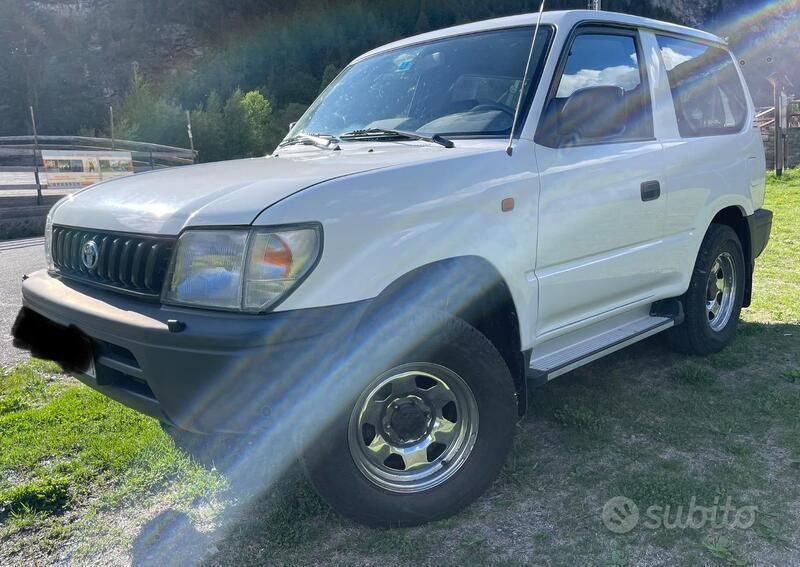 Bianco Usata 1998 Toyota Land Cruiser SUV | 10.000 € (Super prezzo) - Immagine 1/4