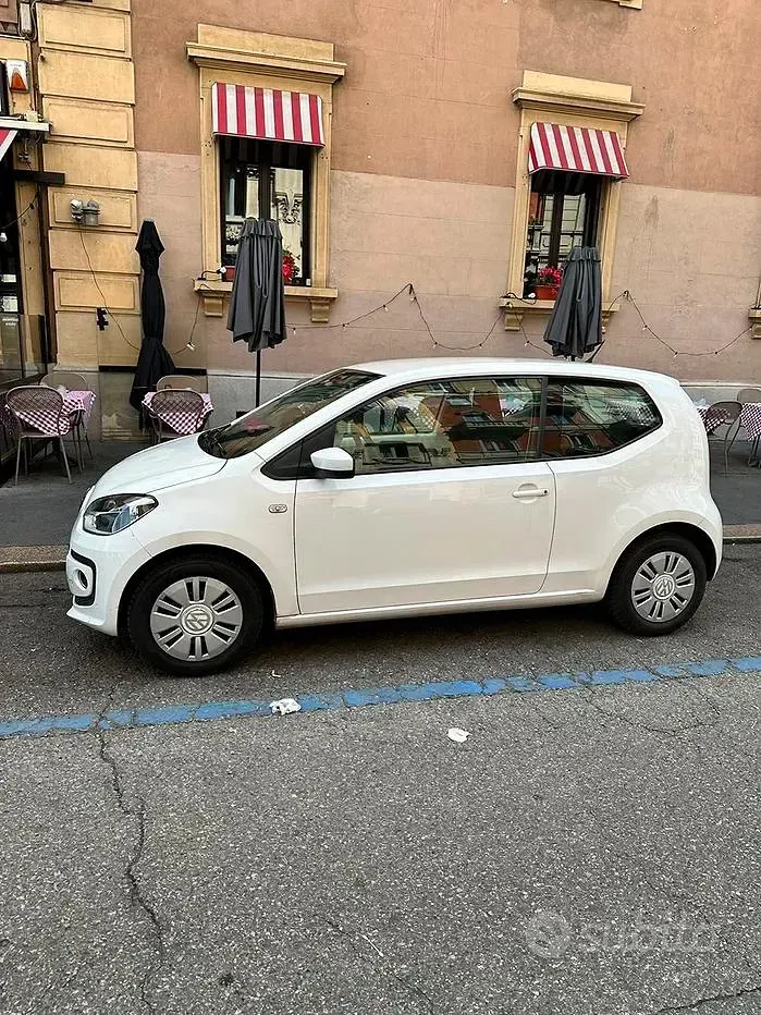 Usata VW up! Move 60 CV (44 kW) 2013 Bianco Utilitaria