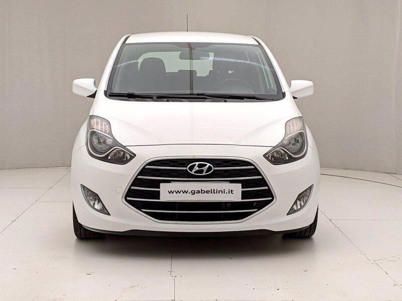 Usata Hyundai ix20 Comfort 90 CV (66 kW) 2017 Bianco Utilitaria