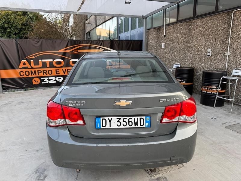 Usata Chevrolet Cruze 107 CV (78 kW) 2009 Grigio Berlina