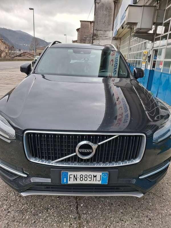 Usata Volvo XC90 Momentum 185 CV (136 kW) 2018 Nero SUV