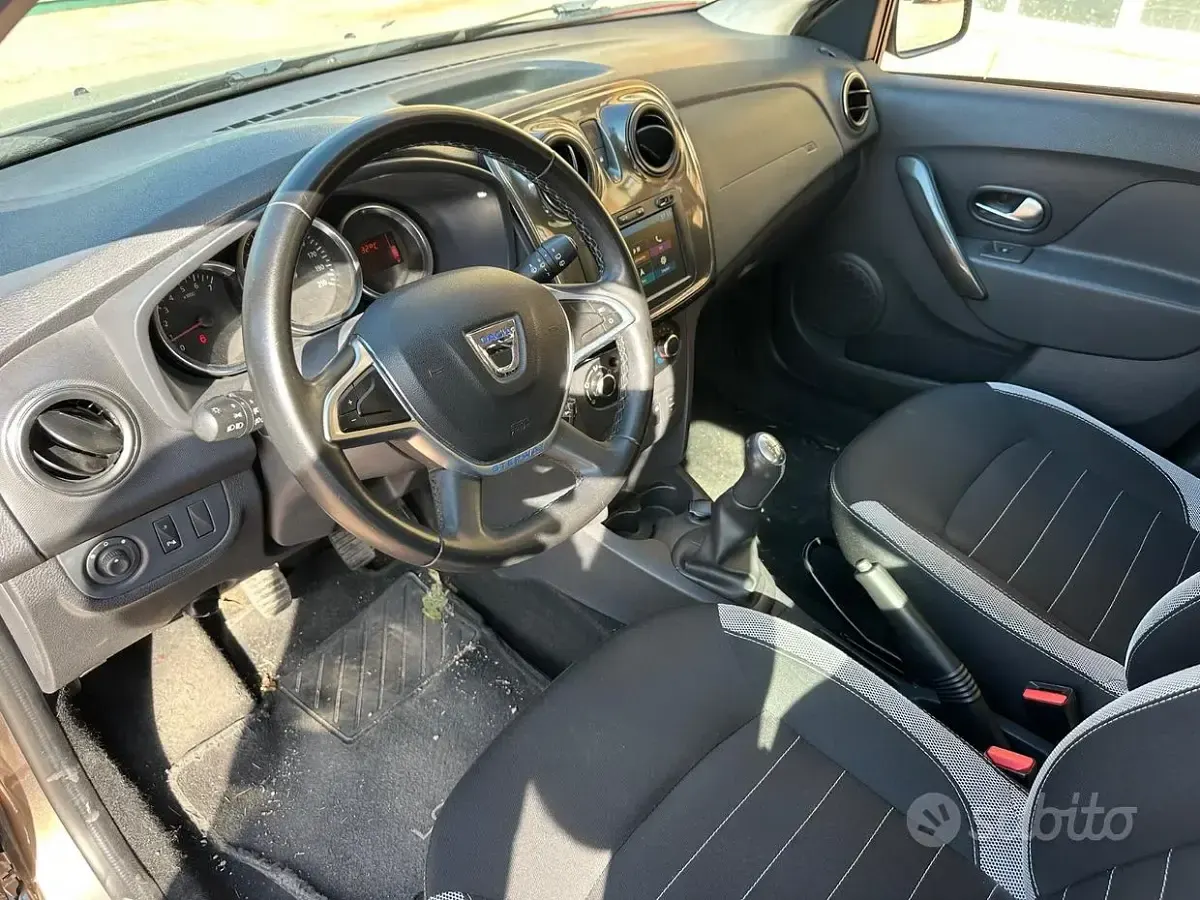 Usata Dacia Logan 95 CV (69 kW) 2019 Marrone Station wagon