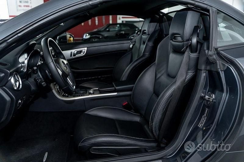 Usata Mercedes SLK200 185 CV (136 kW) 2011 Grigio tenorite met. cod. 755 Cabrio