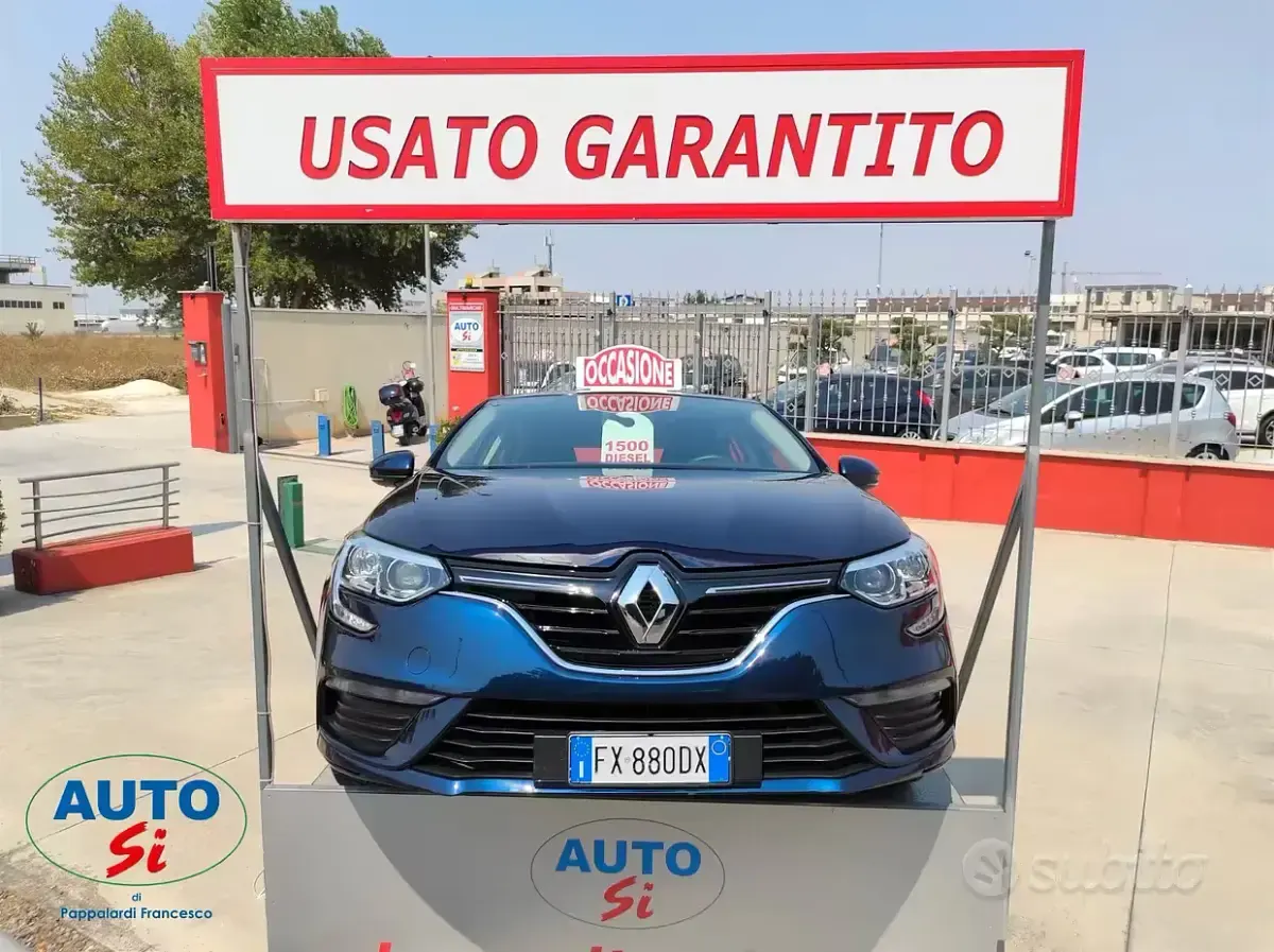 Usata Renault Mégane IV 116 CV (85 kW) 2019 Bluazzurro Berlina