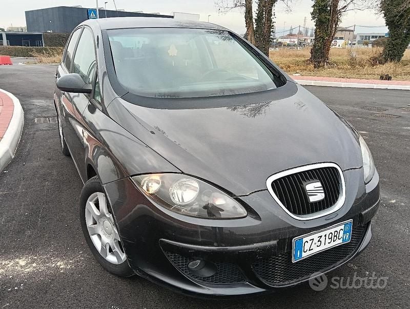 Usata 2005 Seat Altea Monovolume | 2850 € - Immagine 1/4