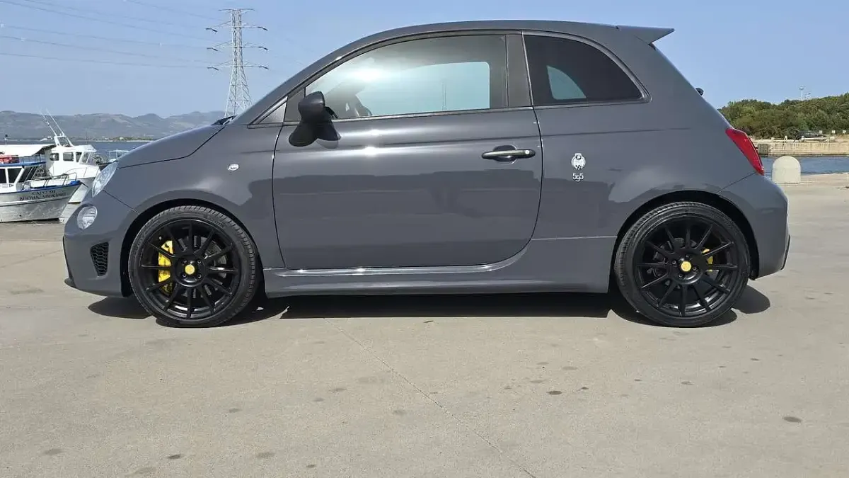 Usata Abarth 595 Competizione 179 CV (131 kW) 2019 Grigio Utilitaria