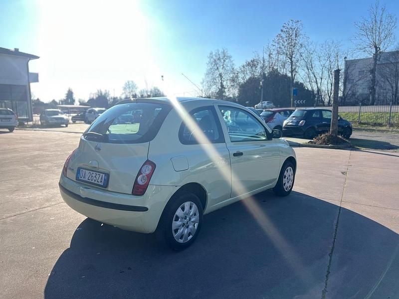 Usata Nissan Micra Acenta 80 CV (58 kW) 2006 Giallo Berlina