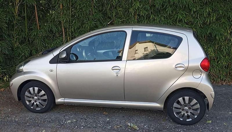 Usata Toyota Aygo 68 CV (50 kW) 2008 Utilitaria