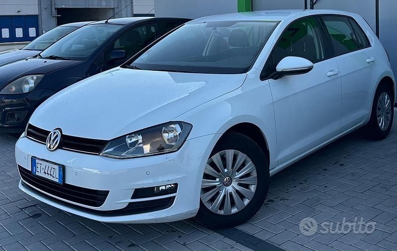 Usata VW Golf VII Highline 90 CV (66 kW) 2014 Bianco Berlina