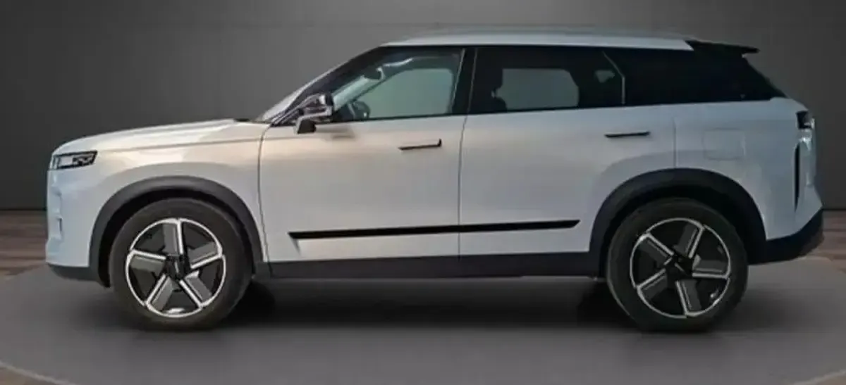 Nuova Jaecoo 7 147 CV (108 kW) 2026 Moonlight silver SUV
