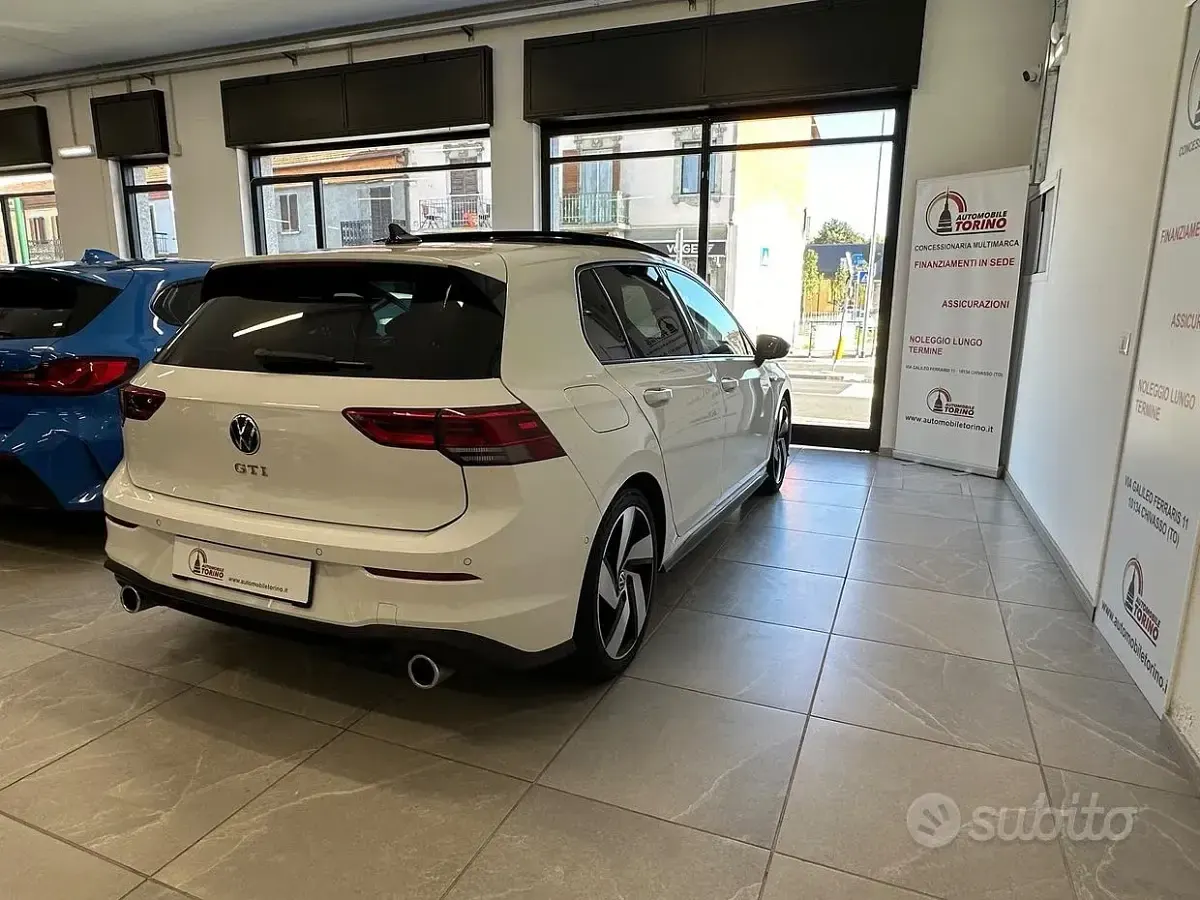 Usata VW Golf VIII GTI 245 CV (180 kW) 2023 Bianco Berlina