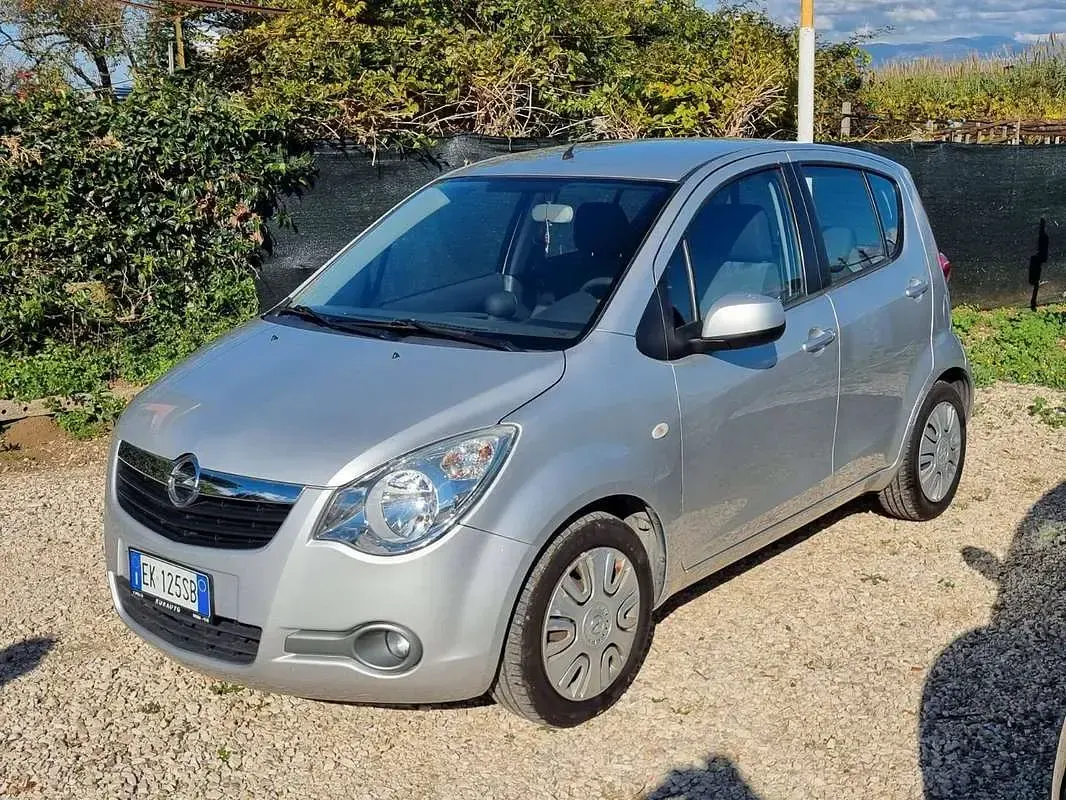 Usata Opel Agila Enjoy 94 CV (69 kW) 2011 Utilitaria
