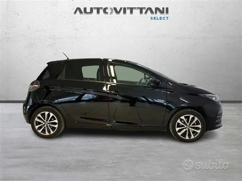 Usata Renault Zoe Intens 100 kW (136 CV) 2022 Nero Utilitaria