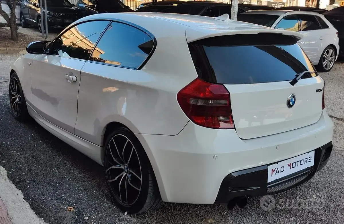 Usata BMW 123 M Sport 204 CV (150 kW) 2009 Bianco Utilitaria