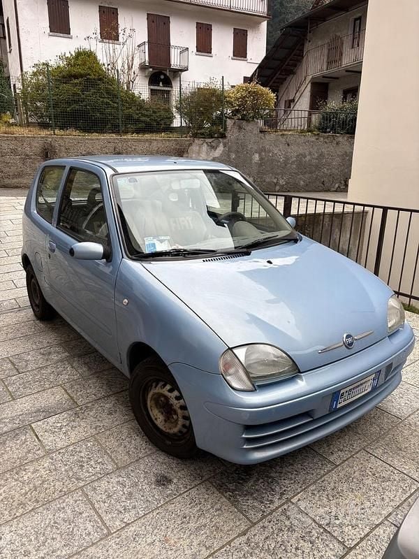 Usata Fiat 600 54 CV (39 kW) 2009 Utilitaria