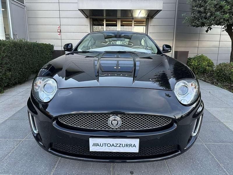 Usata Jaguar XKR Portfolio 385 CV (283 kW) 2010 Nero Coupé