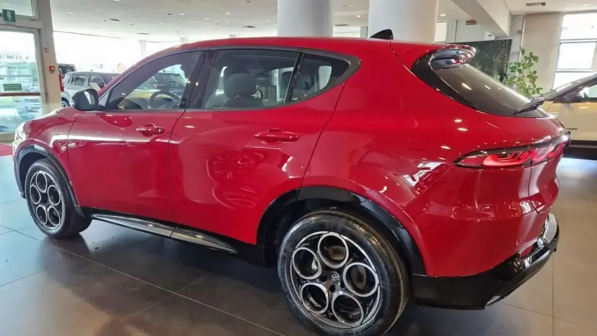 Nuova Alfa Romeo Tonale Sprint 160 CV (117 kW) 2026 Rosso SUV
