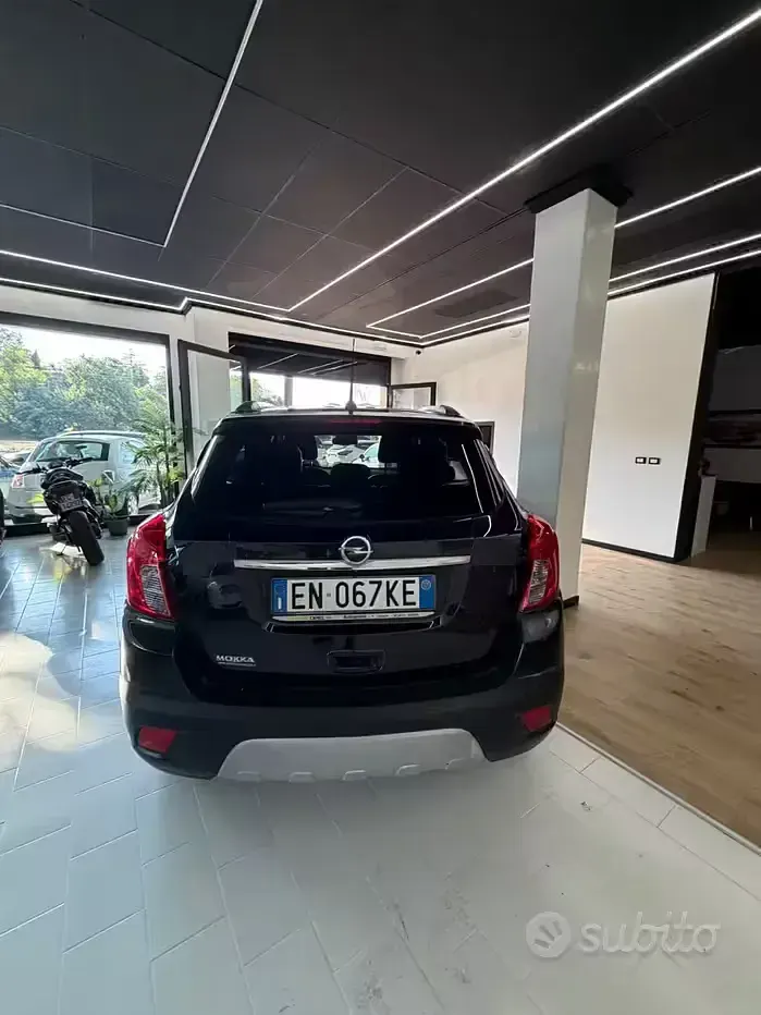 Usata Opel Mokka Cosmo 116 CV (85 kW) 2012 Nero SUV