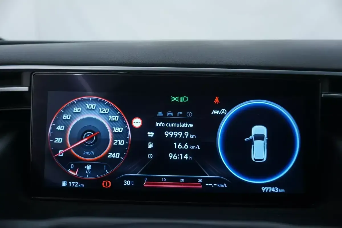 Usata Hyundai Tucson 116 CV (85 kW) 2022 Argentoargento SUV