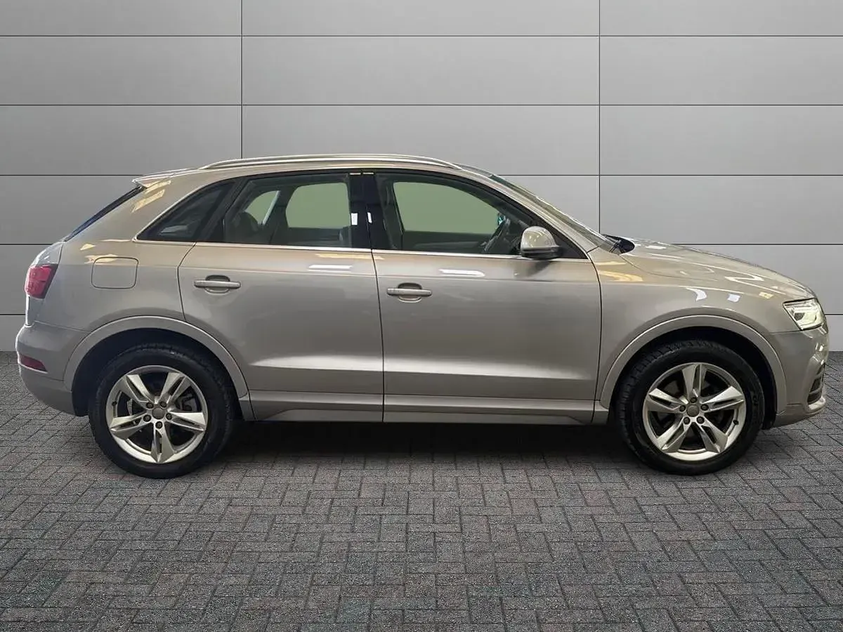 Usata Audi Q3 Sport 150 CV (110 kW) 2015 Grigio SUV
