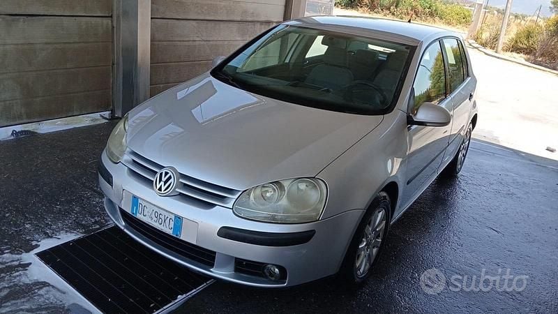Usata VW Golf V 136 CV (100 kW) 2007 Grigio Station wagon