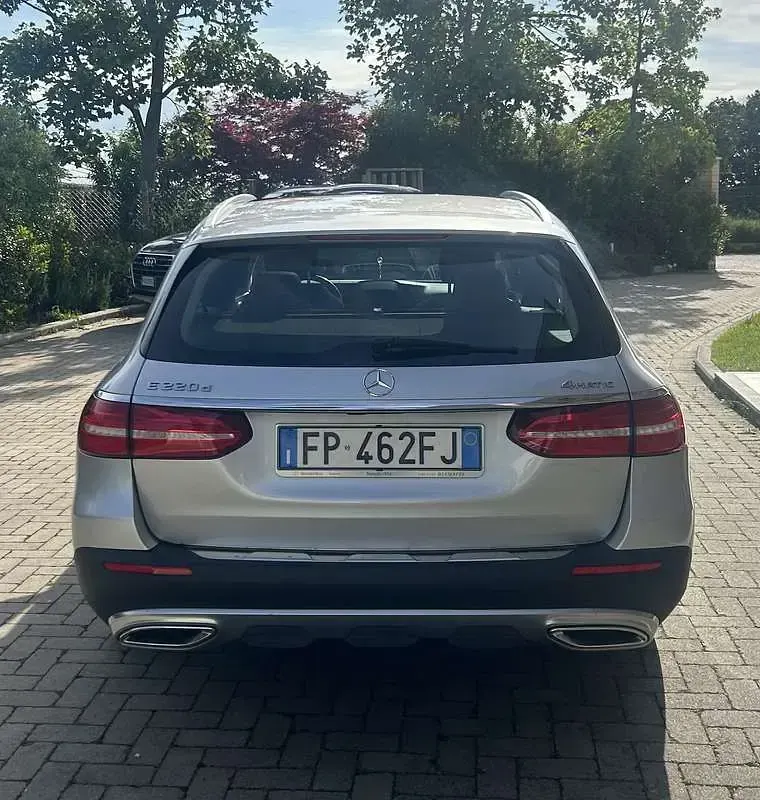 Gebraucht Mercedes E220 All-Terrain Premium Plus 194 PS (142 kW) 2018 Kombi