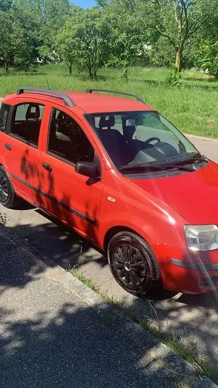 Usata Fiat Panda Dynamic 60 CV (44 kW) 2007 Rosso Utilitaria