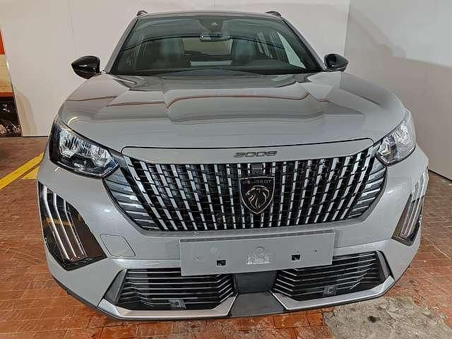 Usata Peugeot 2008 Allure+ 101 CV (74 kW) 2025 Grigio SUV
