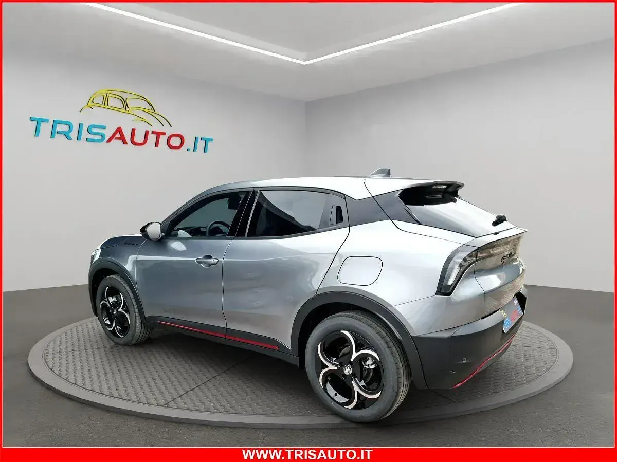 Nuova Alfa Romeo GT Junior Edizione Speciale 135 CV (99 kW) 2025 Grigio