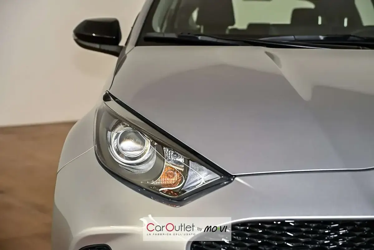 Nuova Mazda 2 Center-Line 116 CV (85 kW) 2026 Grigio Utilitaria