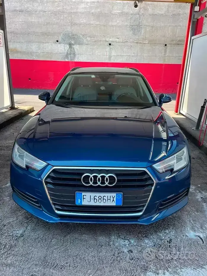 Usata Audi A4 150 CV (110 kW) 2017 Bluazzurro Station wagon