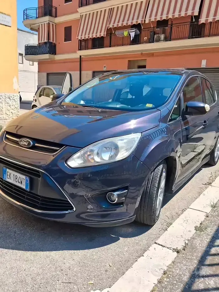 Usata Ford C-MAX 115 CV (84 kW) 2011 Monovolume
